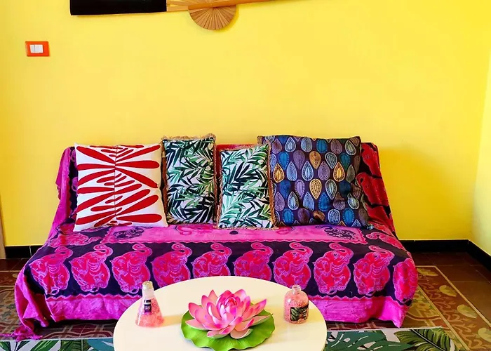 Komodo & Cinque Terre Διαμέρισμα *